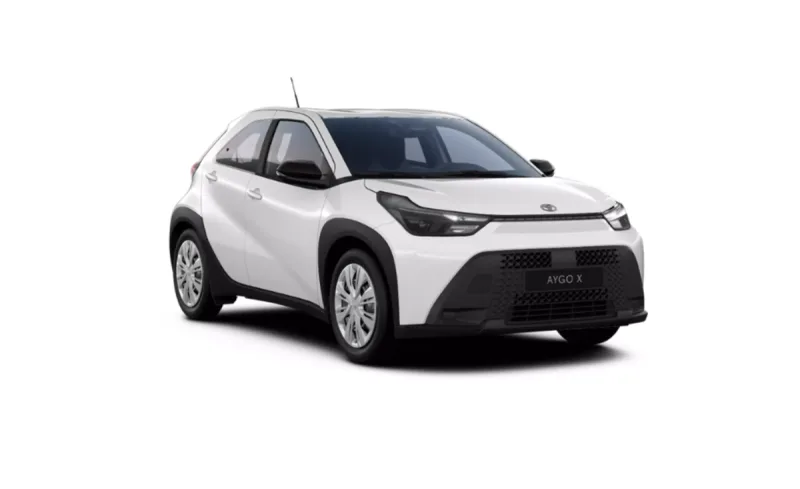 Toyota Aygo X 1.5 hybrid e-cvt a noleggio a lungo termine a Rozzano